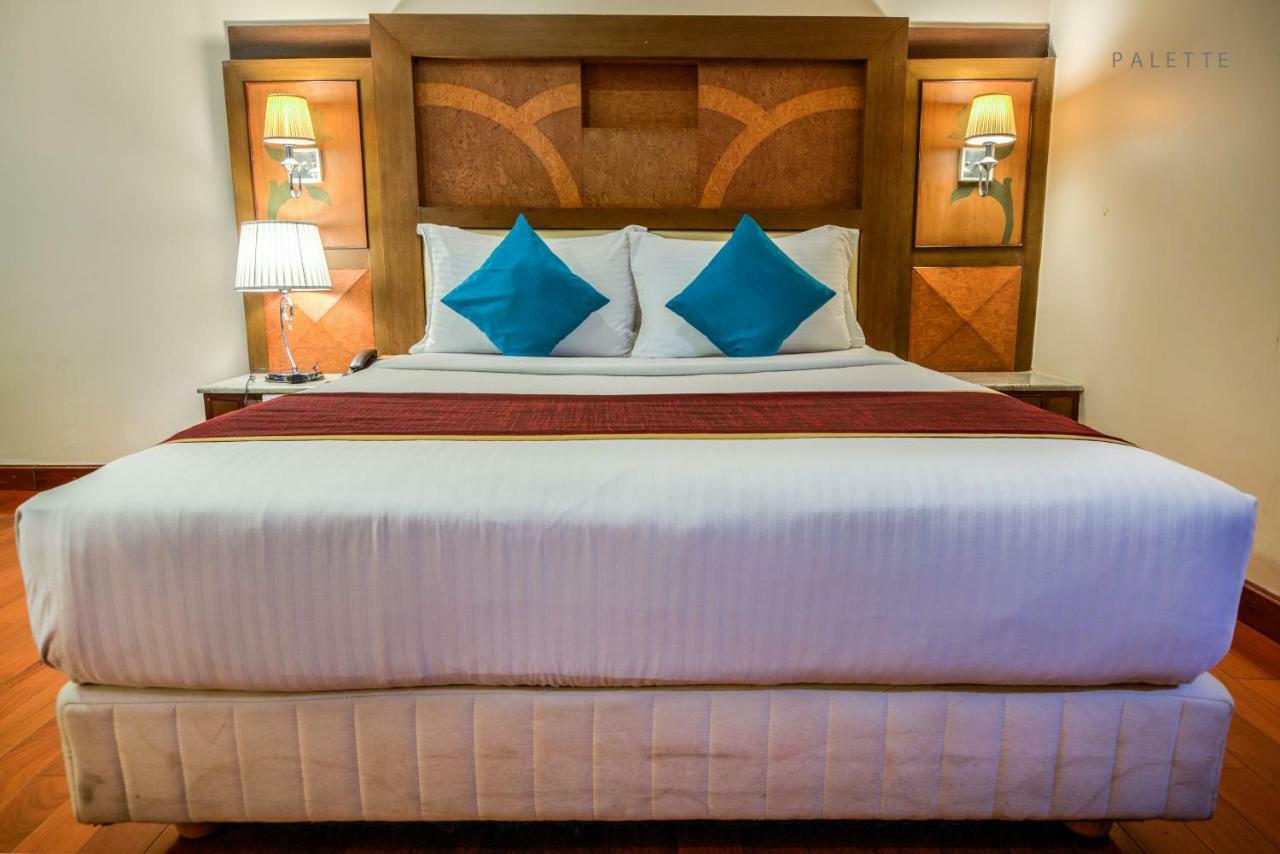 Golden Metro Hotel Bangalore Eksteriør bilde