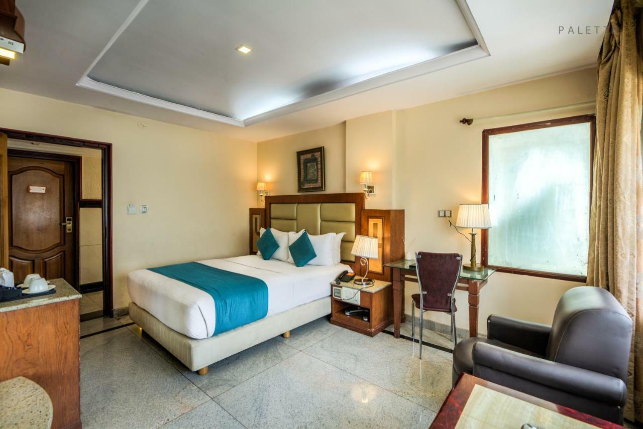 Golden Metro Hotel Bangalore Eksteriør bilde
