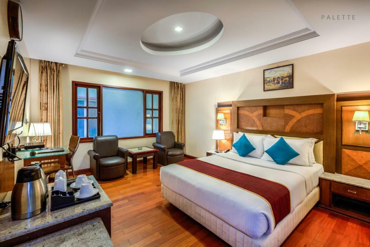 Golden Metro Hotel Bangalore Eksteriør bilde